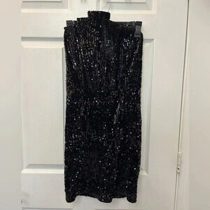 ELLAE LISQUE SEQUIN DRESS small